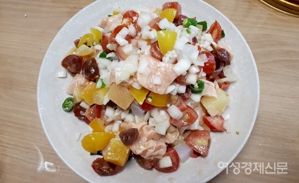 남미식 회무침 요리 '세비체' / 정세진 기자