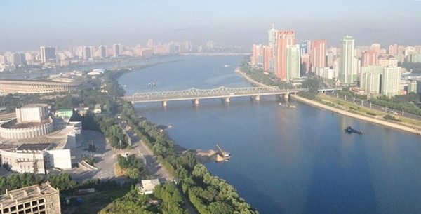 대동강이 흐르는 북한 평양 전경 / 연합뉴스