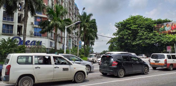 한인들이 많이 사는 오션 슈퍼마켓 삼거리.