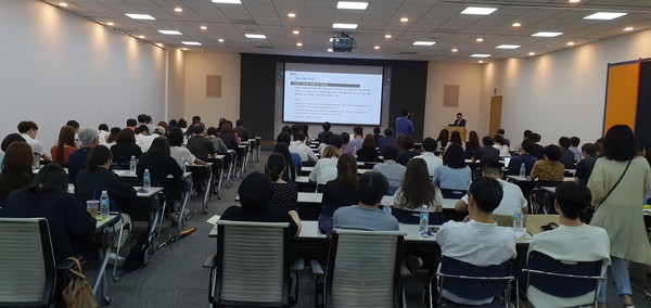 제일기획은 협력회사와 업무 공유를 위한 모임을 개최하여 우수사례를 전수하고 기술보호교육을 무상 지원했다./사진=제일기획