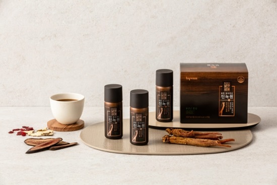 한국야쿠르트는 '발휘 발효홍삼 진녹원'을 판매한다.