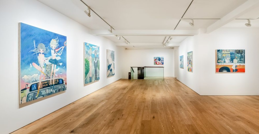 10월 23일까지 서울 종로구에 위치한 페로탕 서울 갤러리에서 일본 회화 작가 타카노 아야 ‘Let’s make the universe a better place’ 전시회가 열린다.