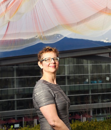 미국의 설치 예술가, 자넷 에힐만. / ©Todd Erickson. Courtesy Studio Echelman