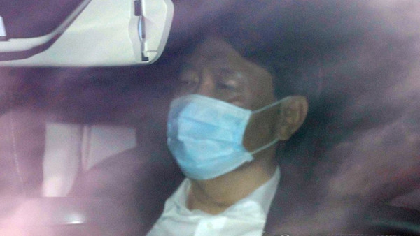 윤석열 검찰총장이 21일 오전 서울 서초구 대검찰청으로 출근하고 있다. /연합뉴스