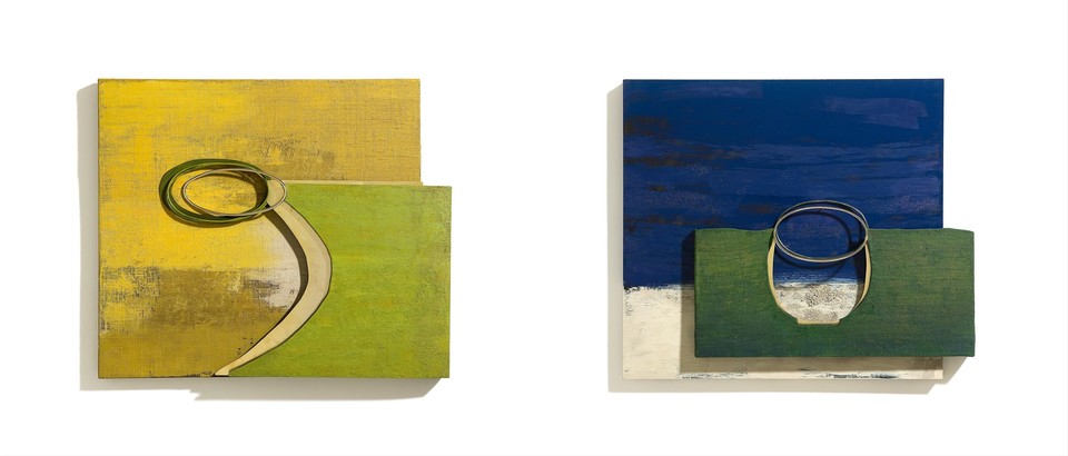 김승희 작가의 신작 '너와나의풍경 2020-1'과 '너와나의풍경 2020-2'. 두 작품 모두 채색옻칠(삼베홋칠, 교칠),알루미늄, 황동이 사용되었다.