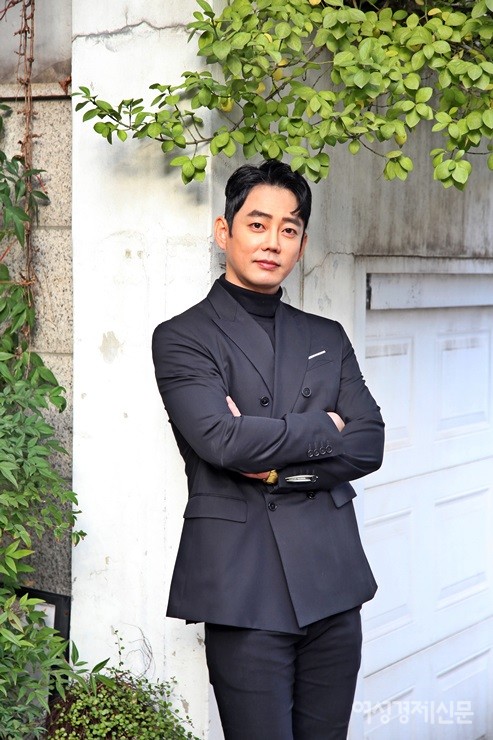 테이는 5·18민주화운동을 넘어지고 아픈 이야기라 표현하는데 그치는 게 아니라, 딛고 일어서는 광주의 이야기를 전달하는데 이 작품이 도움이 됐으면 하는 바람을 나타냈다. / 사진 송나영 인턴기자