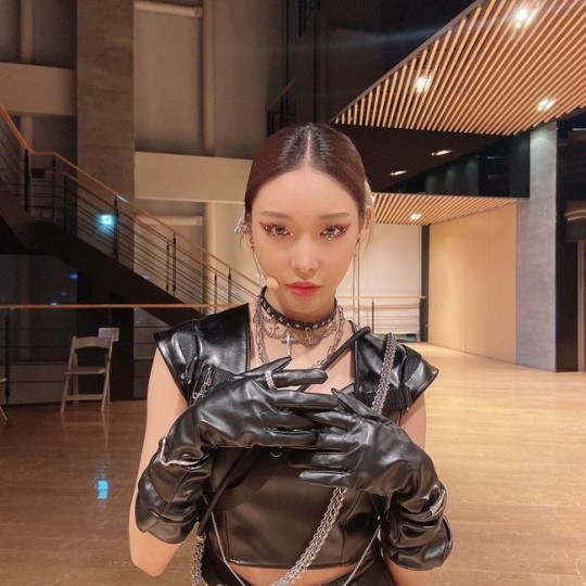 사진=청하 공식 SNS