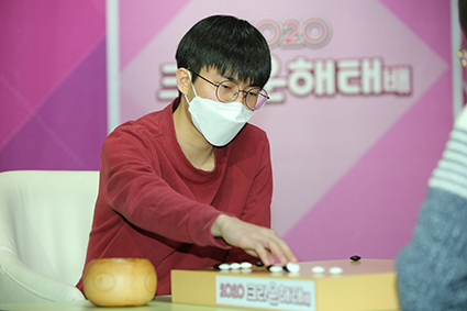 컴퓨터 게임을 끊으면서 성적이 급상승했다는 심재익 4단. 16연승의 기록이 있다. /사진=한게임바둑
