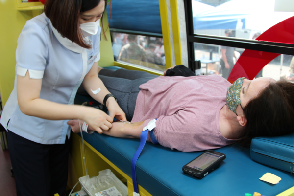 이날 헌혈 행사에는 주한미군의 가족들도 참여했다. /대한적십자사 제공
