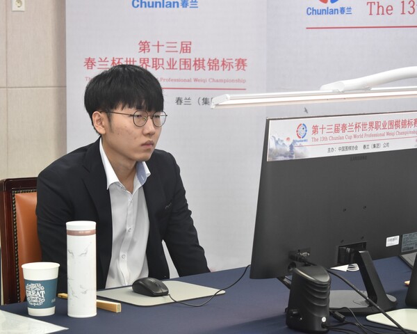 신진서는 연말 중국 셰커 9단과 ‘바둑올림픽’이라는 응씨배 결승5번기를 앞두고 있다. /사진제공=한국기원