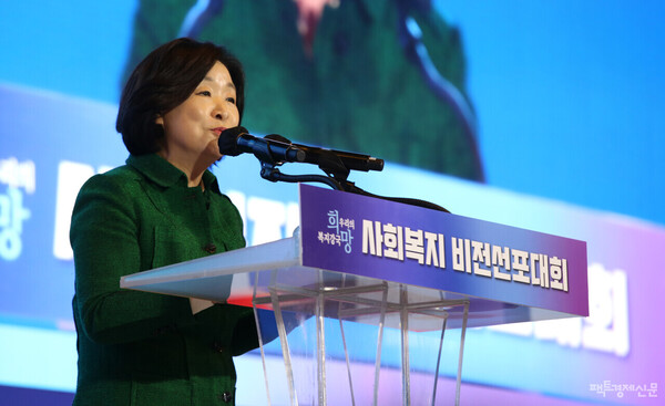 심상정 정의당 대선 후보는 선진국 반열 대비 허와 실이 분명한 한국 복지계 실태를 강조했다./ 옥지훈 기자