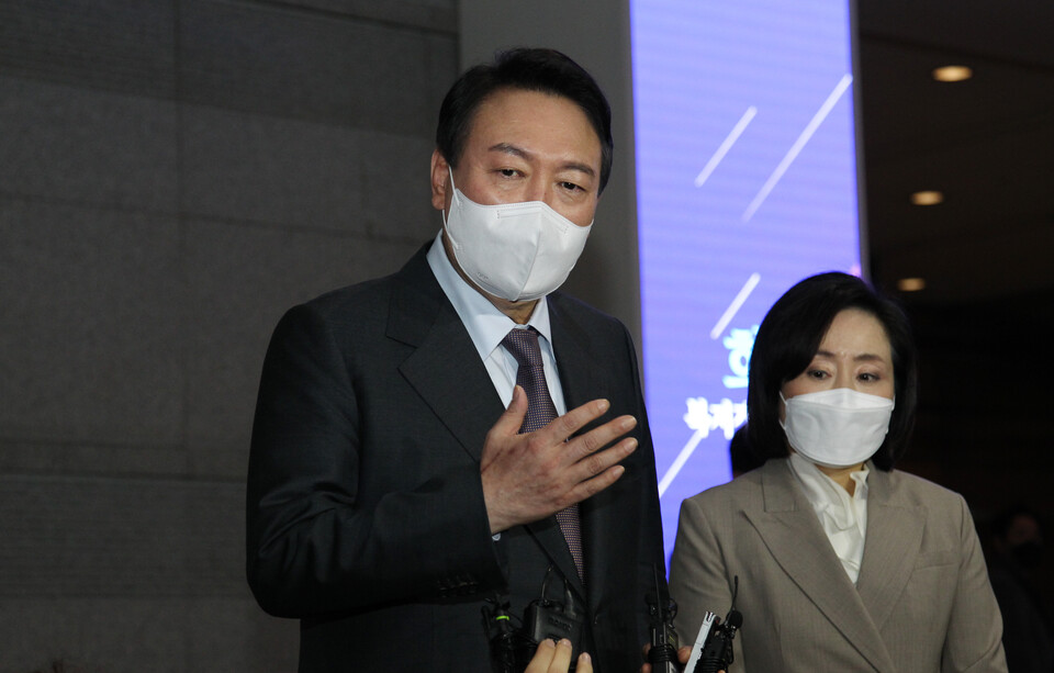 윤석열 국민의힘 후보가 선대위 출범 후 첫 행보로 약자와의 동행 위원장을 맡고, 사회적 약자들의 목소리를 듣기 위해 현장을 잇따라 방문하고 있다. / 옥지훈 기자