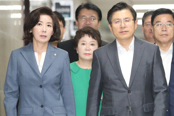 노영민 전 실장의 인터뷰에 황교안 전 대표와 나경원 전 의원이 반박에 나섰다./연합뉴스