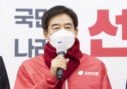 대통령직인수위원회 정무사법행정 분과 간사에 임명된 이용호 의원. /연합뉴스