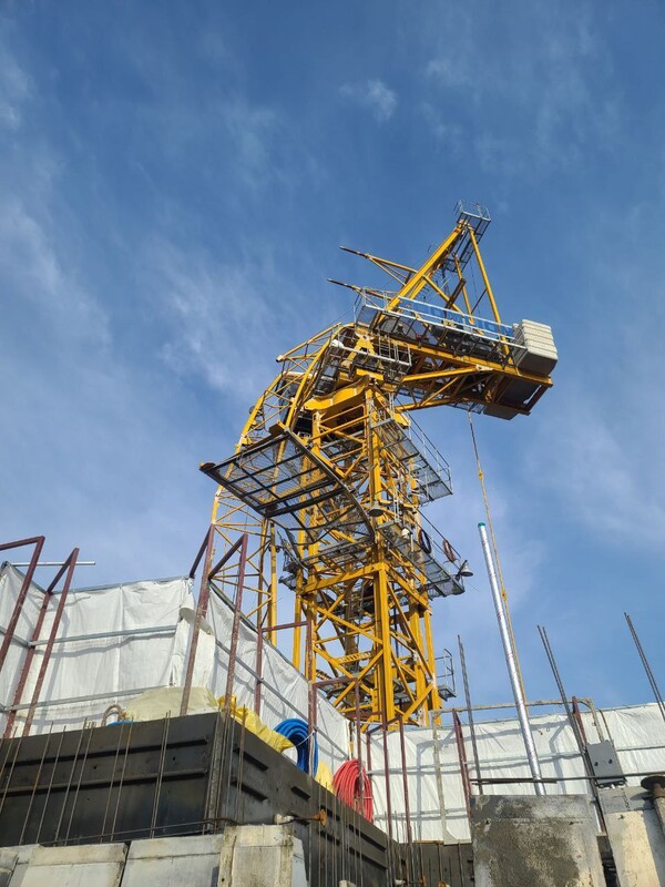 사고 기종은 중국제 대형 타워크레인 L250-18이다. /독자 제공