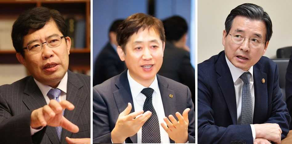 왼쪽부터 윤창현 국민의힘 의원, 김주현 여신금융협회장, 김용범 전 기획재정부 제1차관. /연합뉴스
