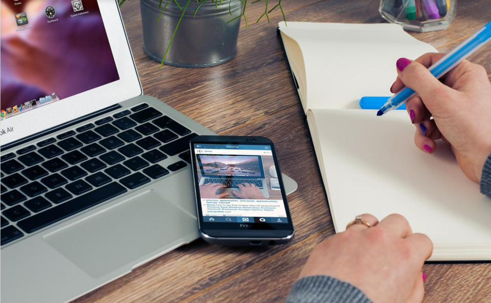 갈수록 좁아지는 취업 문을 뚫고자 취업준비생들은 공부에 매진하고 있다. /픽사베이