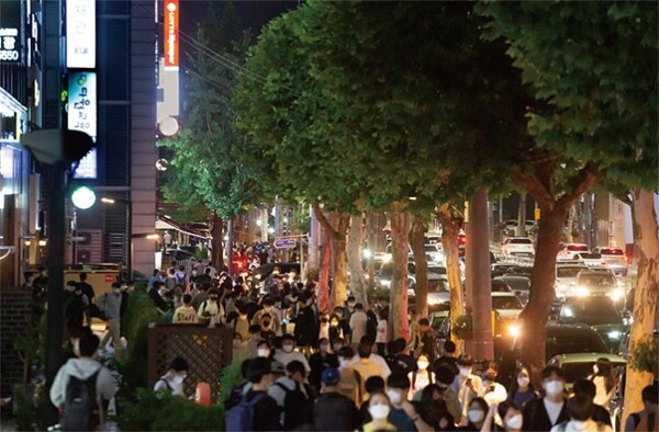 밤10시 대치동 학원가 풍경 /연합뉴스