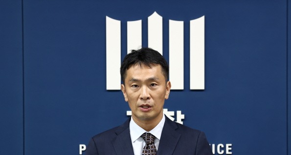 윤석열 대통령이 신임 금융감독원장으로 이복현 전 서울북부지검 부장검사를 지명했다. /연합뉴스