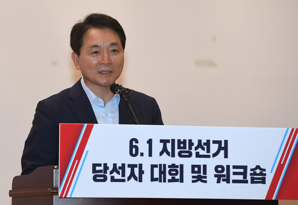 9일 국회의원회관에서 열린 국민의힘 서울시당 6.1 지방선거 당선자 대회 및 워크숍에서 성일종 정책위의장이 강연하고 있다. /연합뉴스