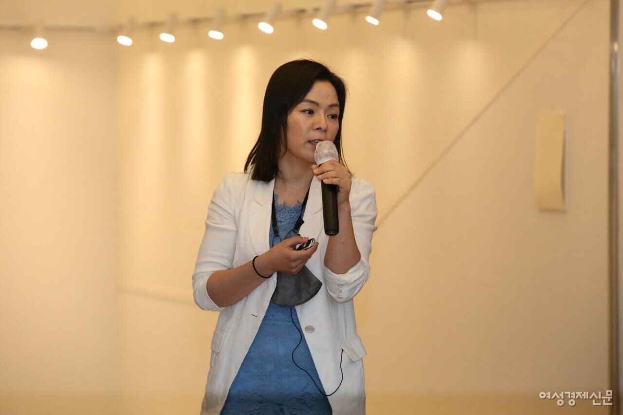 연취현 바른인권여성연합 대변인이 세션2 주제로 토론을 하고 있다. /장세곤 기자
