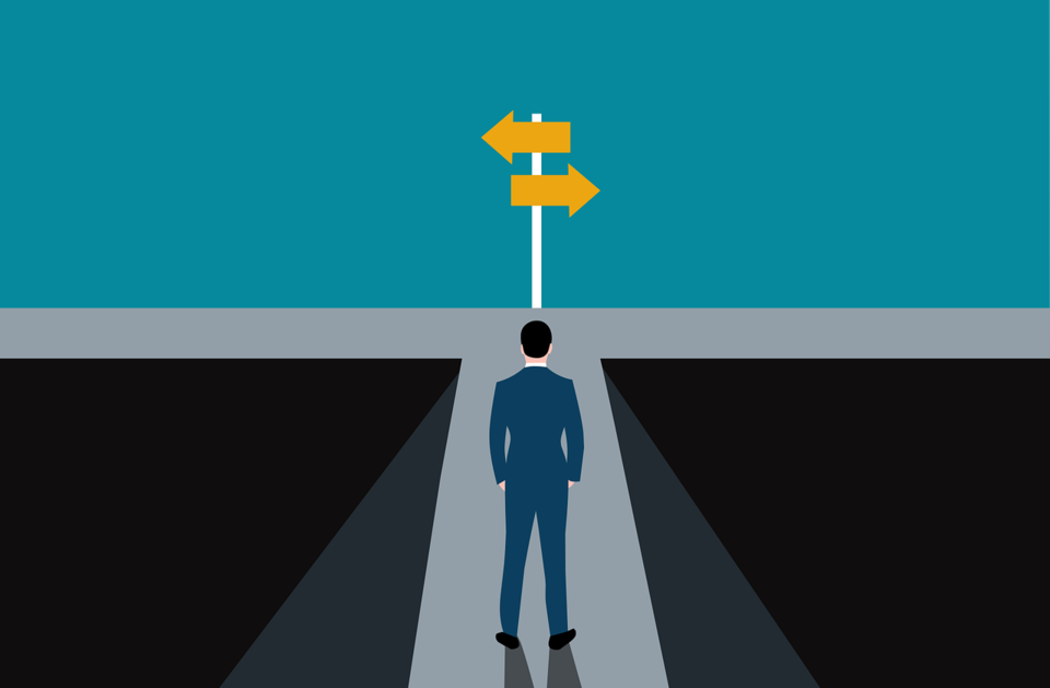 인생은 선택의 연속이다. 힘들더라도 자기에게 맞는 길로 들어서야 성공하기 쉽다. /픽사베이