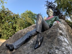 오스카 와일드가 더블린 출신이라는 것과 그의 불온함과 위트, 천재적인 아포리즘은 무관하지 않다는 생각이 든다. / 사진=박재희