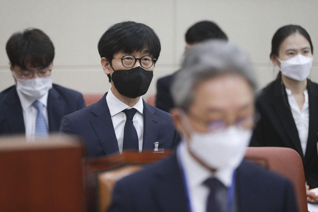 이해진 네이버 글로벌투자책임자가 지난해 10월 21일 국회 과학기술정보방송통신위원회의 방송통신위원회 소관 감사대상기관 종합감사에 출석해 의원 질의에 답하고 있다. /연합뉴스