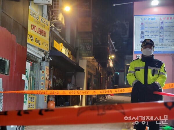154명의 사망자가 발생한 이태원 1번 출구 옆 골목. /김현우 기자