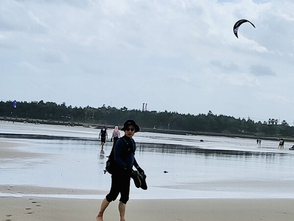 올레길 3코스 표선 해비치 해변을 지나며 - 다음 10년을 만들어 갈 사명(Mission)과 버킷리스트(Bucket List) 를 조망합니다. 오늘도 종일 올레길 3코스를 걷고 또 걸었습니다 /사진=최익준