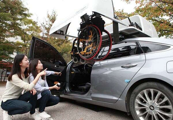 중증장애인을 위한 '특수차량 /한국장애인고용공단