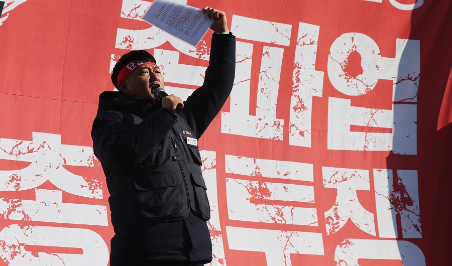 양경수 민주노총 위원장이 지난 6일 민주노총 총파업 총력투쟁대회에서 발언하고 있다. /연합뉴스