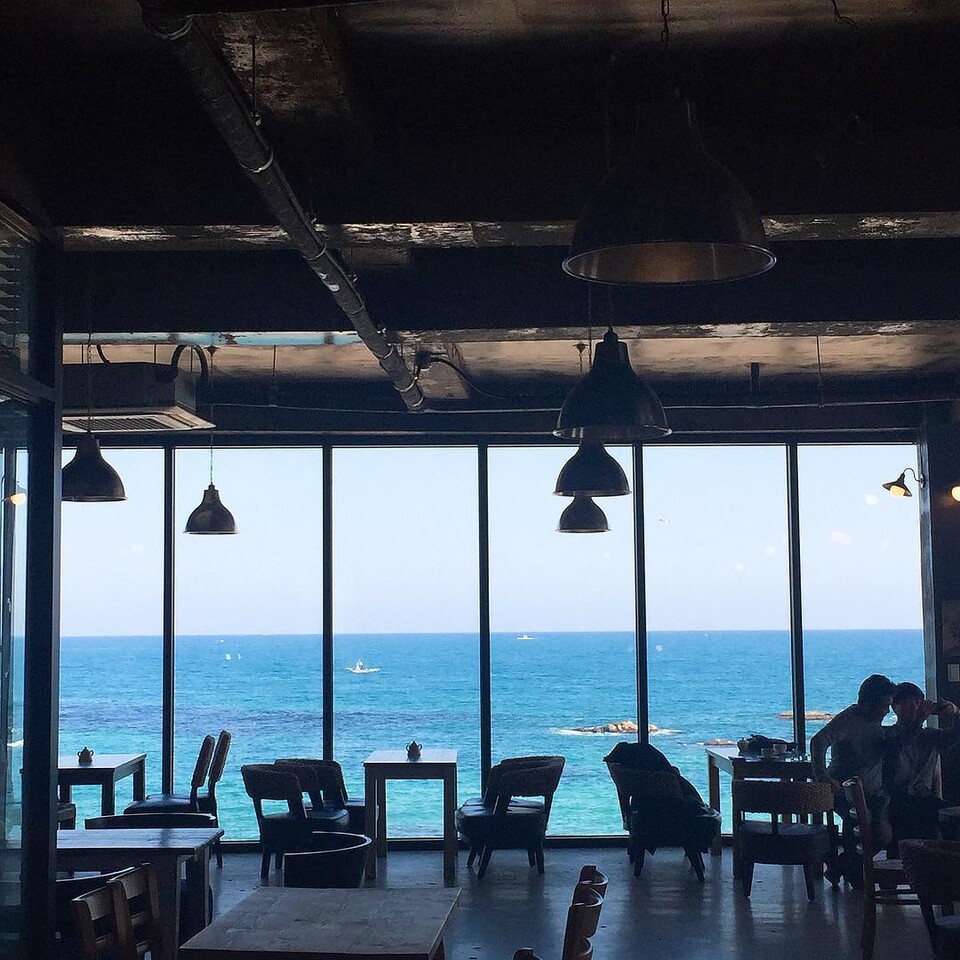 '브라질'은 핸드드립 전문카페로 원두의 종류가 다양하다. /브라질 인스타그램 캡처