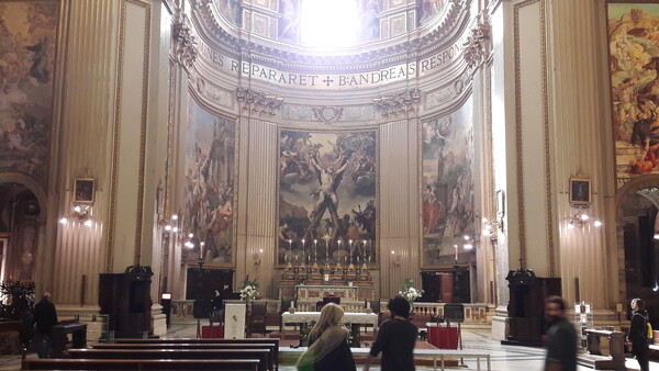 오페라 토스카의 1막 배경지 ‘성 안드레아 델라 발레’ 성당 /사진=한형철