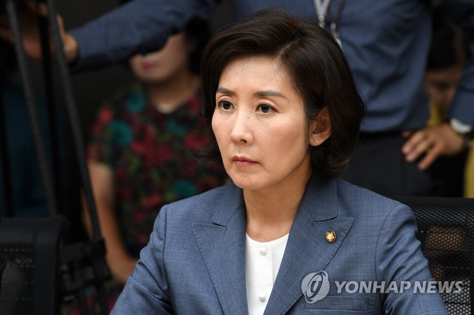 백재권 교수는 나경원 전 의원을 두고 원래 좋은 장점을 많이 지닌 관상이라고 평가했다. 그럼에도 불구하고 '왜 저런 행보를 즐길까'하는 안타까움도 있다고 말했다. / 연합뉴스