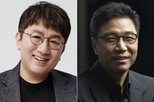 하이브가 정진수 하이브 CLO, 강남규 법무법인 가온 대표변호사 등 새 이사회 경영진 후보 추천을 16일 마쳤다. 앞서 유력 후보였던 방시혁 하이브 이사회 의장을 제외하고 SM엔터테인먼트의 이사회 멤버 전원을 기획·법무·행정·금융 등 경영관리 전문 인력으로 꾸렸다. 방시혁 의장(왼쪽)과 이수만 전 총괄 프로듀서(오른쪽)의 모습 /각사 제공