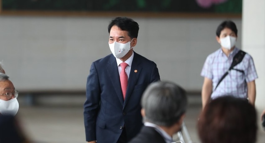 지난해 8월 10일 충청남도 천안시 독립기념관 겨레의집에서 열린 무호적 독립유공자 '가족관계등록 창설' 완료 행사에 박민식 국가보훈처장이 참석하고 있다. /연합뉴스