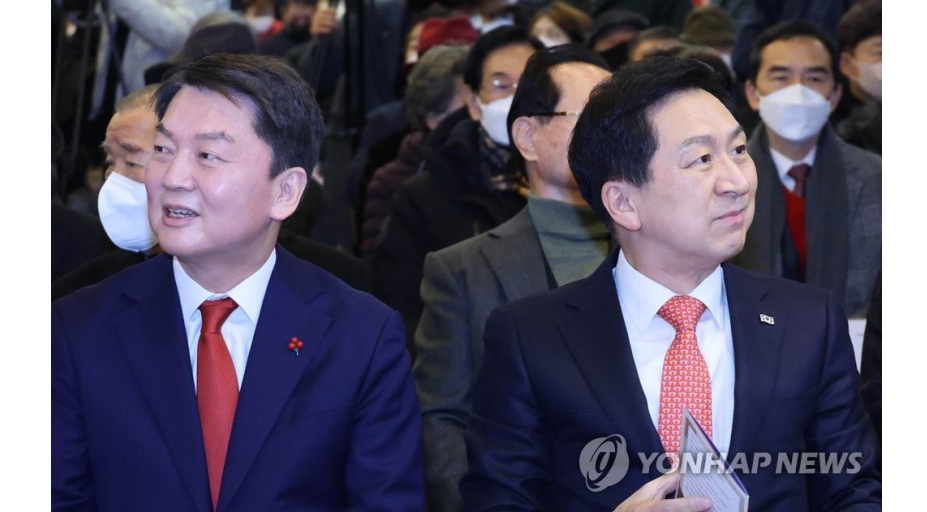 다음달 8일 국민의힘은 당 대표를 선출하는 전당대회를 치른다. 왼쪽부터 국민의힘 안철수 의원, 김기현 의원 /연합뉴스