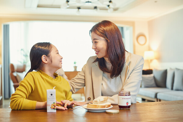 해결 방법을 주려는 것을 내려놓고 공감해주어야 한다. 상대의 마음을 알아주는 것, 상대의 느낌을 인정해주는 것이 공감이다. 해결 방법 없이 공감하는 것만으로도 변화가 생긴다. /게티이미지뱅크