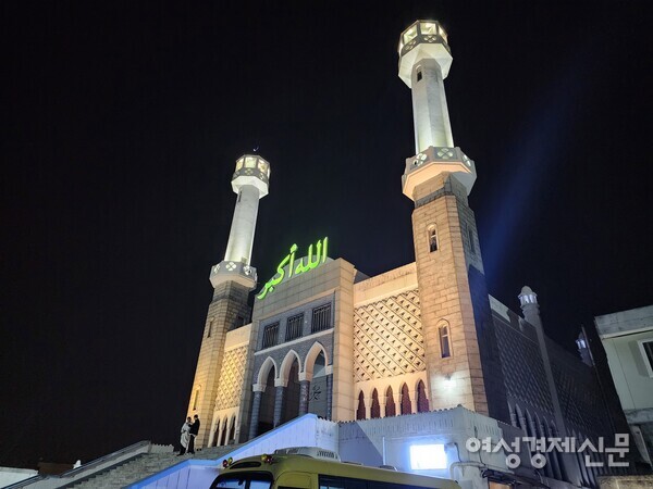 서울시 용산구에 위치한 이슬람사원 /김현우 기자