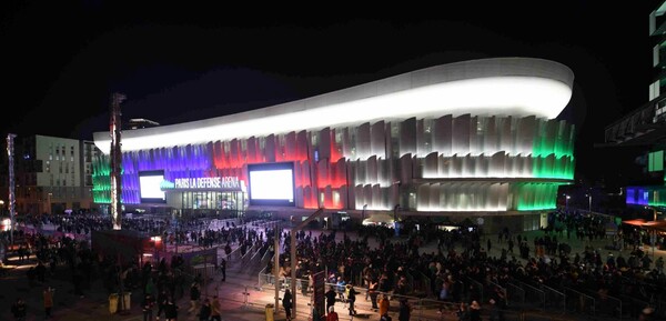 8일 프랑스 파리 라데팡스 아레나에서 열린 '뮤직뱅크 월드투어' 콘서트가 끝난 후 관람객이 퇴장하고 있는 모습. /독자제공