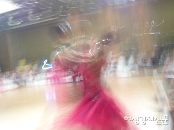 춤의 매력은 음악과 내 몸의 환상적인 조화다. /사진=강신영