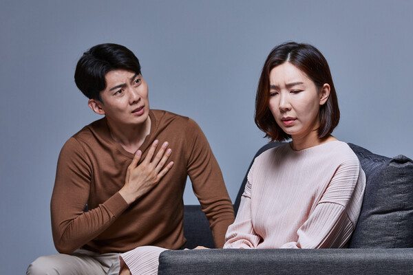 소통하기 위하여 말을 바꾸는 것이 중요하다. 생각하지 않고 튀어나오는 말을 멈추고, 생각하면서 나 전달법으로 말할 수 있다면 불통이 소통으로 변화할 가능성이 높아진다. /게티이미지뱅크