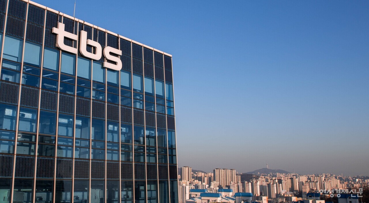 자본잠식 상태의 TBS가 서울시로부터 73억원 규모의 출연금을 받지 못하게 되면서 사실상 해체 수순을 밟게 됐다. /미디어재단TBS