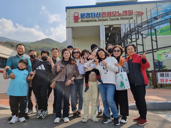 그녀의 목소리는 우리 가족에게 설렘과 행복을 안겨주는 나팔수다. 문경에서  가족모임 /사진=송미옥