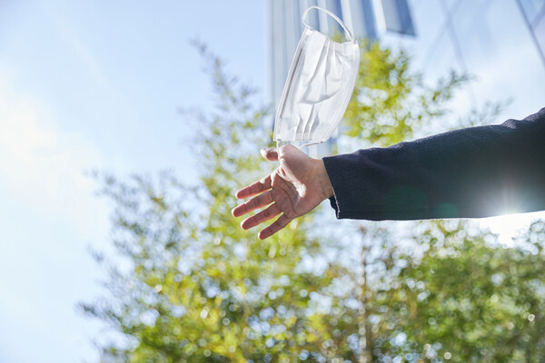 팬데믹은 아니지만 감염병에 대한 주의와 예방은 앞으로도 지속해 필요하다. 어쩌면 이전보다 스스로 더 신경 써야 할 때인지도 모른다. /게티이미지뱅크