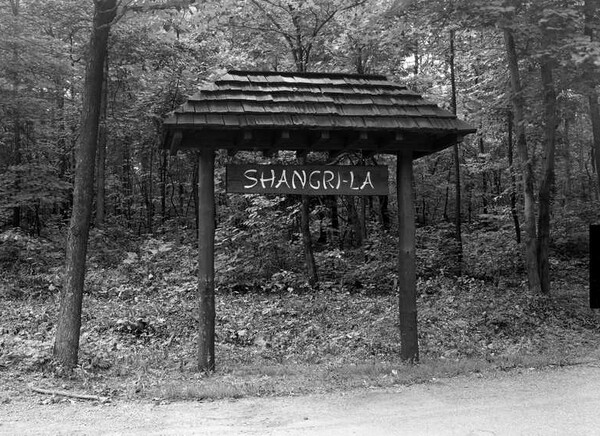 오늘날 캠프데이비드(Camp David)로 알려진 샹그릴라(Shangri-La)의 원래 간판. / 출처=미 해군