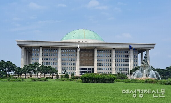 여야는 21일 국회 법제사법위원회와 국방위원회에서 채 상병 사건을 두고 충돌했다. /이상무 기자