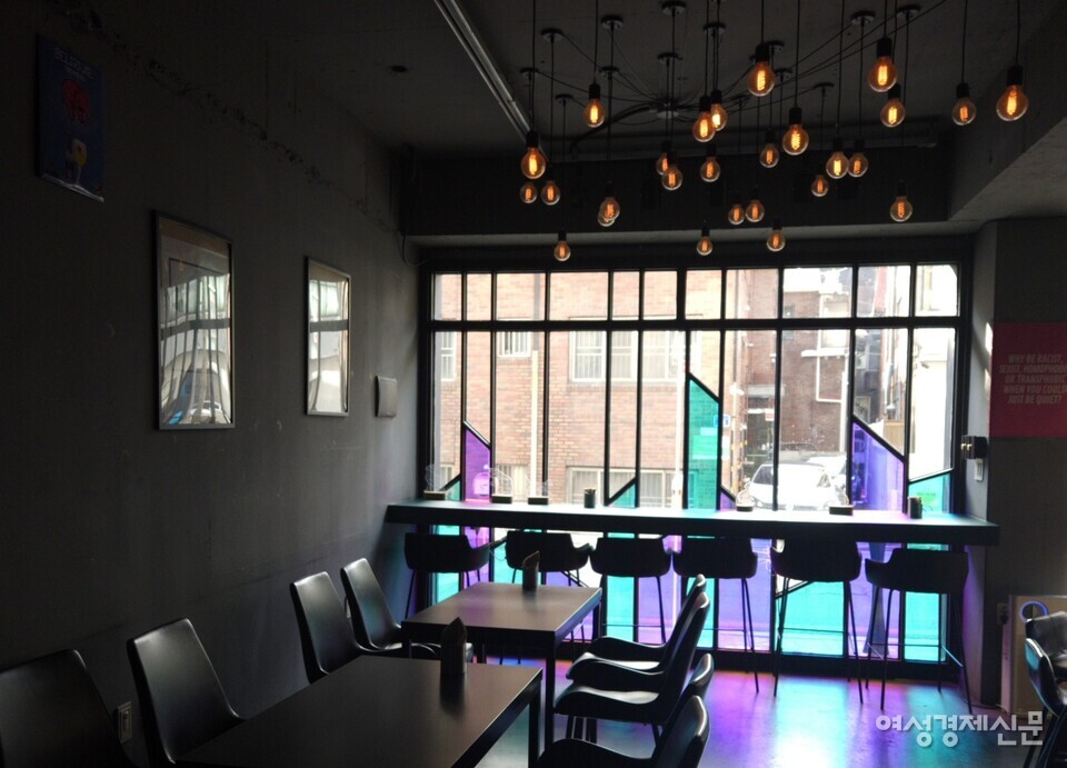  '색다른한잔' 내부 /한예림