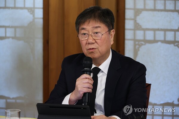 29일 오전 서울 종로구 삼청동 총리 공관에서 열린 고위 당·정·대 협의회에서 김대기 대통령 비서실장이 발언하고 있다. /연합뉴스